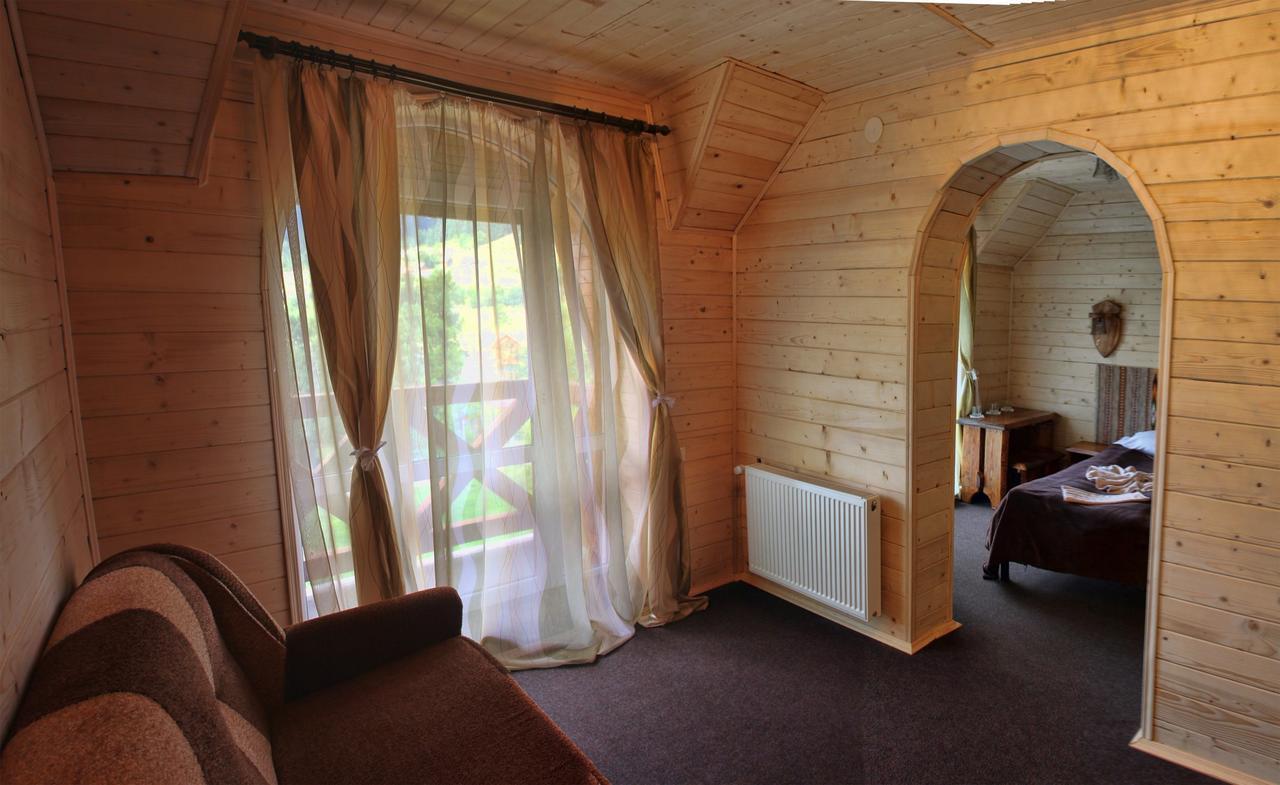 Oksamit Resort Ворохта Стая снимка